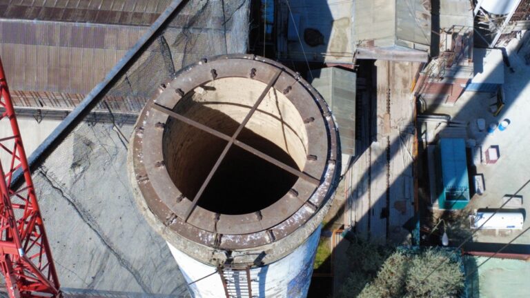 Chimney demolition contractor